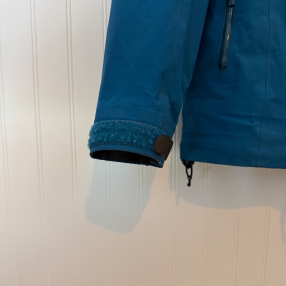 Vintage Arc'teryx Stingray Jacket *WELL LOVED* - Picture 6 of 13